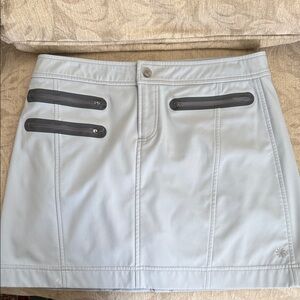 Athleta Light Gray Mini Skirt for apres.